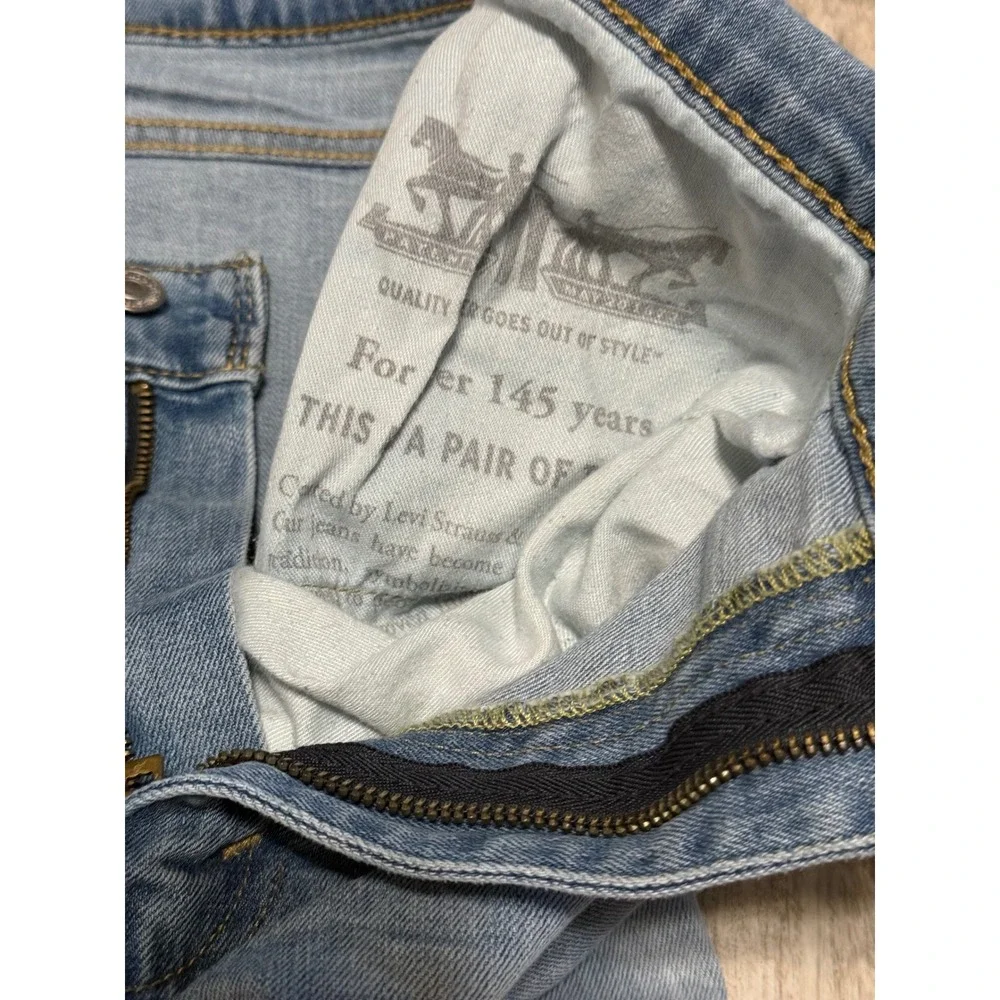 Levi's 502 Taper Fit Jeans Mens 36x32‎ Light Wash WaterLess Denim Blue 502-0101